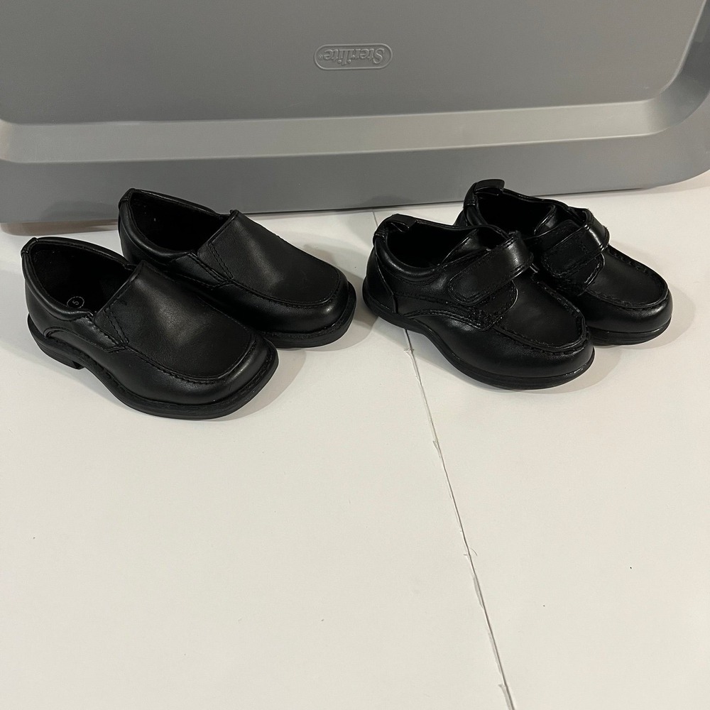 Toddler‎ boy size 5 dress shoes (s-177)